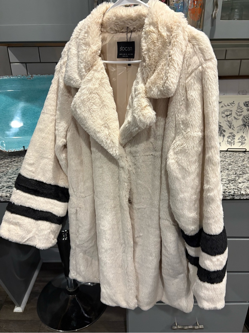 Stoosh Cream Faux Fur Coat with Black Sleeve Stripes - Picture 3 of 7